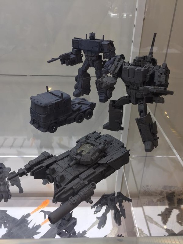 VOYAGER STARSCREAM COMBINER FEET   Photos From Prototype Display At HasCon 2017 Show Power Of The Primes Feature  (21 of 28)